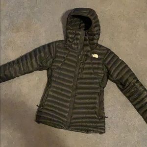 Women’s North face down jacket